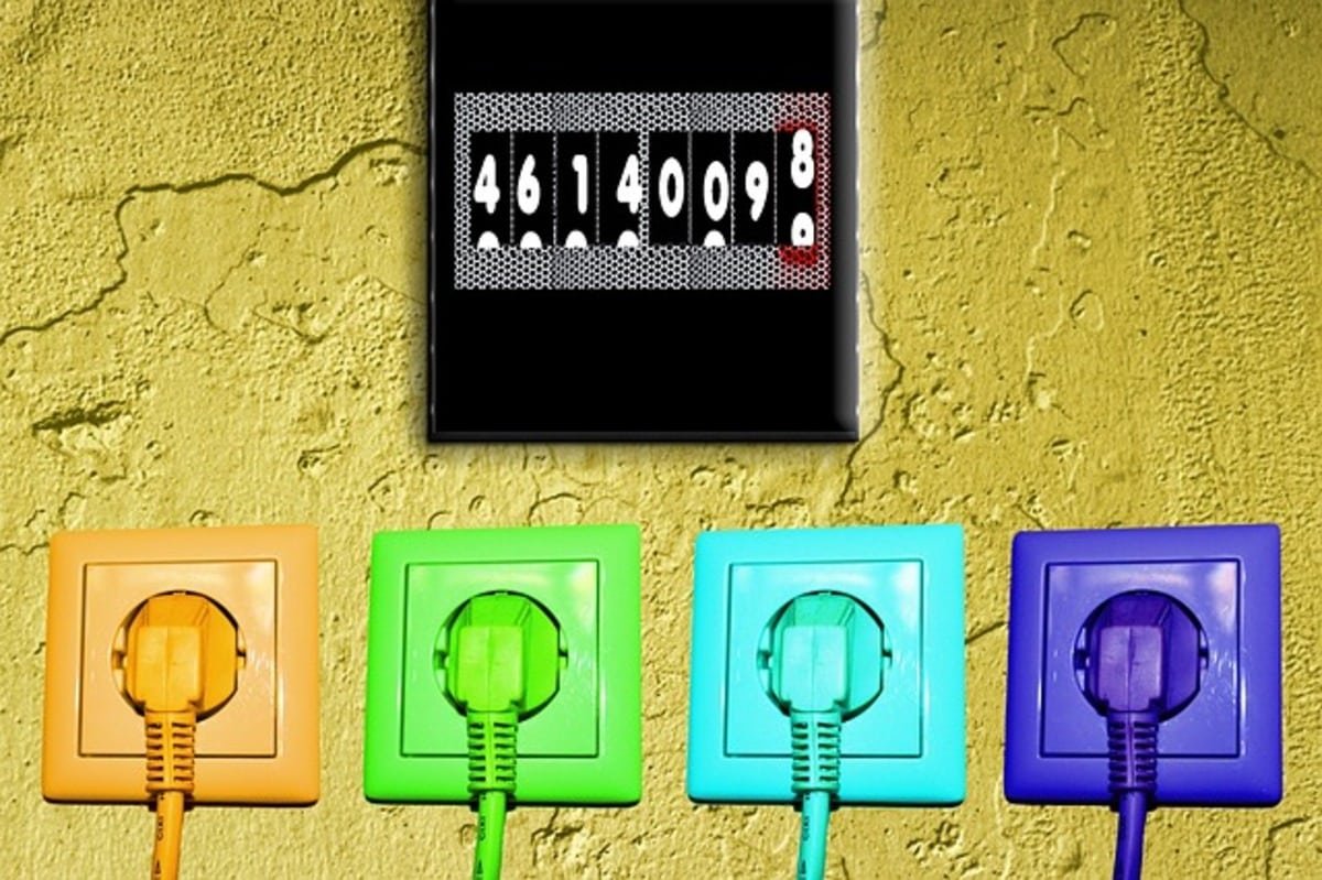main image Plugsandwalloutlets