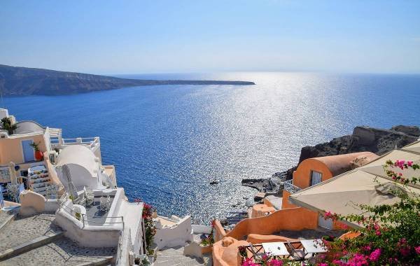 View looking over the ocean of Santorini