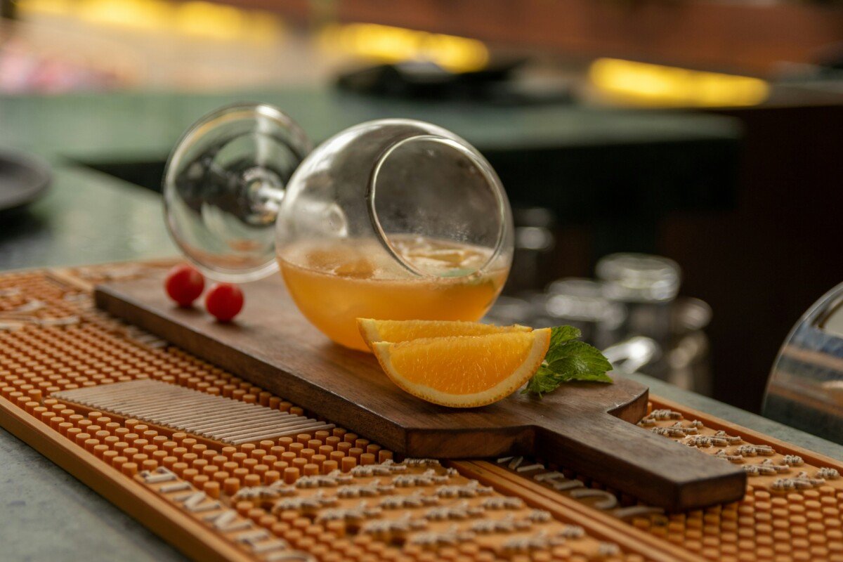 The Lobby Lounge & Bar