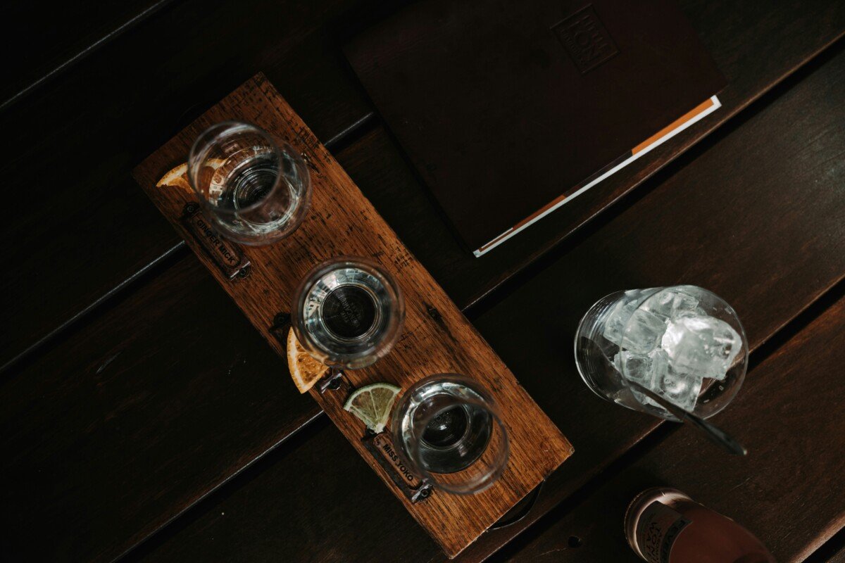 Bar Nøė