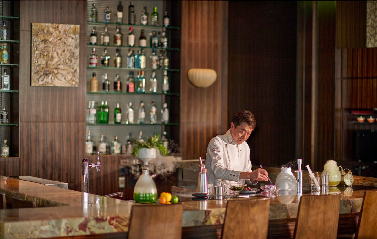 Tapas Molecular Bar